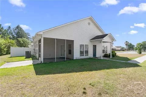 401 Barry Mccaffrey Blvd #B1, Hinesville, GA 31313