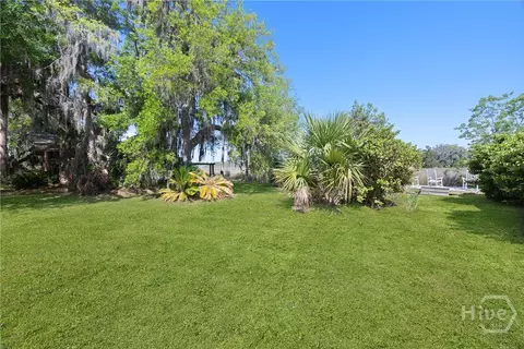 Exterior - 95 Circle Dr, Midway, GA 31320 photo 5 of 7