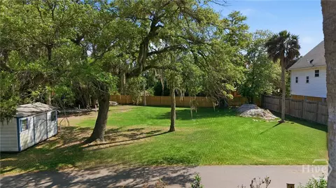 19 Logan St, Tybee Island, GA 31328