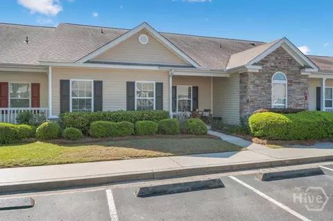 44 Travertine Cir, Savannah, GA 31419