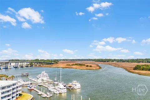 2902 River Dr #B-301, Savannah, GA 31404