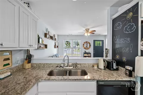 Kitchen - 203 Stag Rd, Springfield, GA 31329 photo 2 of 2