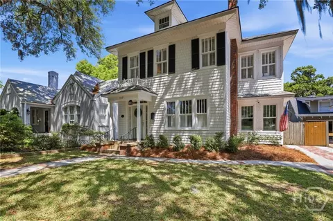 412 E 46th St, Savannah, GA 31405