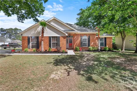 500 Plantation Pl, Rincon, GA 31326