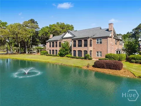 1201 River Oaks Dr, Richmond Hill, GA 31324