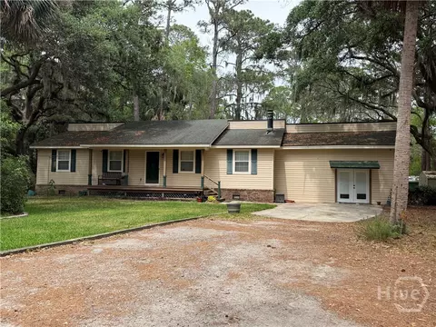 139 North Dr, Savannah, GA 31406