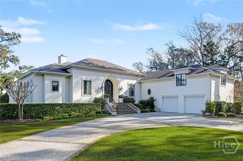 2 Sea Oats Ln, Savannah, GA 31411
