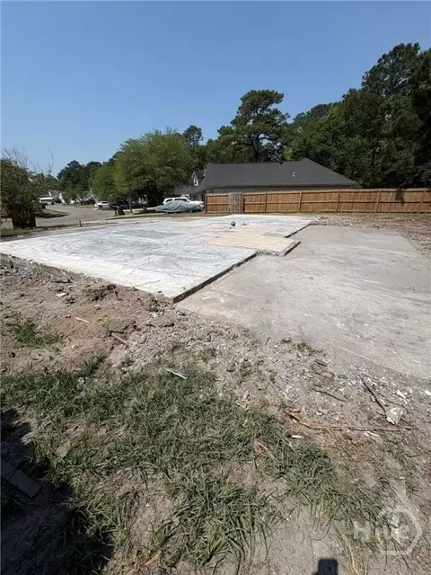 141 Finn Cir, Savannah, GA 31419