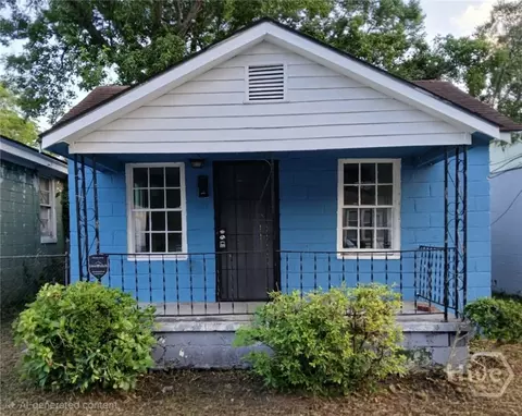627 W 48th St, Savannah, GA 31405