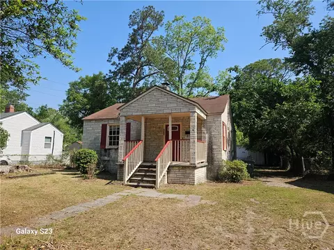 2208 Utah St, Savannah, GA 31404