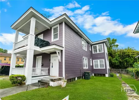Exterior - 510 E 512 E 39th St, Savannah, GA 31401 photo 1 of 10