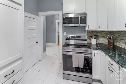 Kitchen - 510 E 512 E 39th St, Savannah, GA 31401 photo 3 of 6