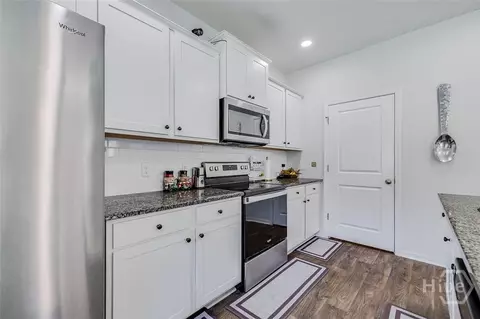 Kitchen - 104 Charles Ln, Pooler, GA 31322 photo 2 of 5
