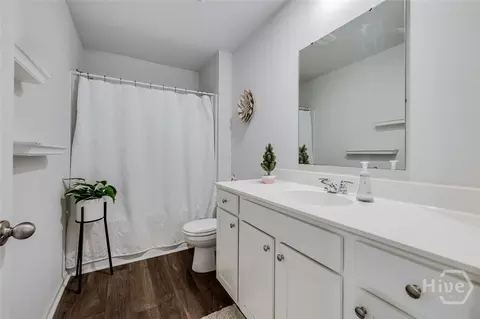 Bath - 104 Charles Ln, Pooler, GA 31322 photo 1 of 1