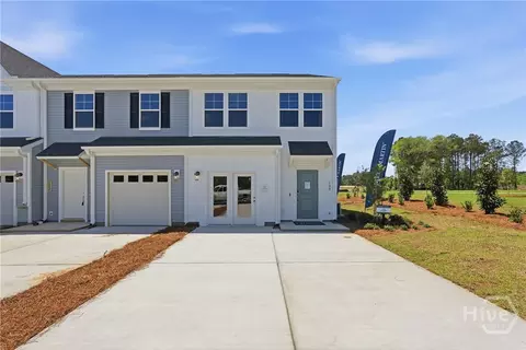 108 Brunson Cir, Guyton, GA 31312