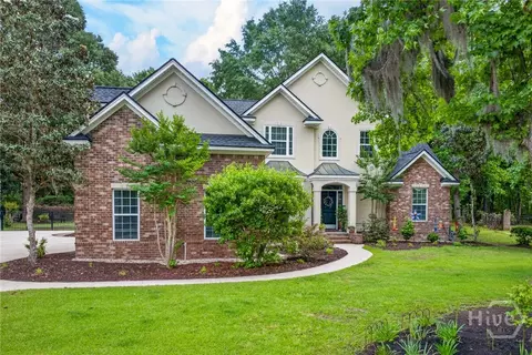 590 Channing Dr, Richmond Hill, GA 31324
