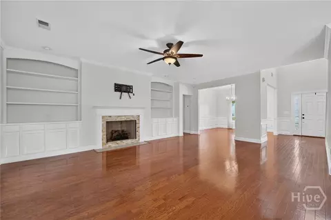 Living - 57 Gateway Dr, Pooler, GA 31322 photo 1 of 2