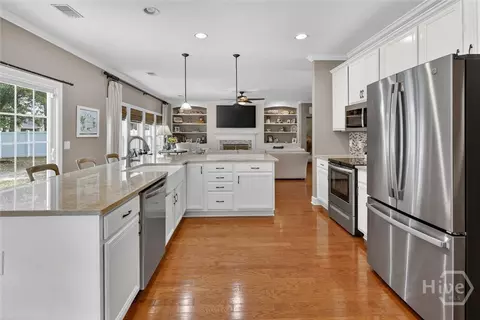Kitchen - 57 Gateway Dr, Pooler, GA 31322 photo 3 of 5