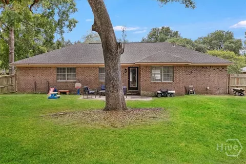 Exterior - 100 E Red Fox Ct, Midway, GA 31320 photo 6 of 8