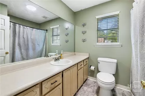 Bath - 100 E Red Fox Ct, Midway, GA 31320 photo 1 of 1