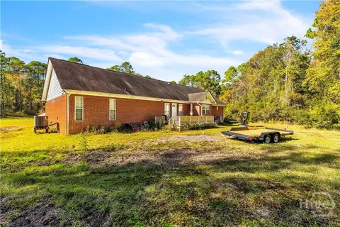 Exterior - 215 Herbert Kessler Rd, Guyton, GA 31312 photo 2 of 3