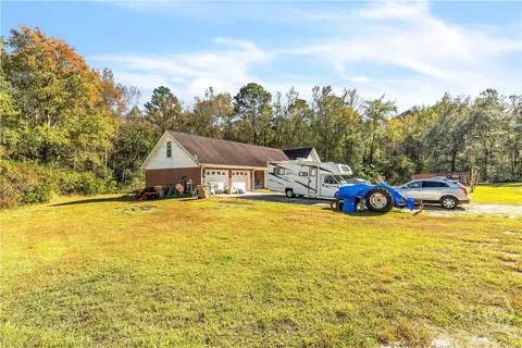 215 Herbert Kessler Rd, Guyton, GA 31312