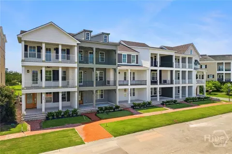 414 Legends Ct, Savannah, GA 31401