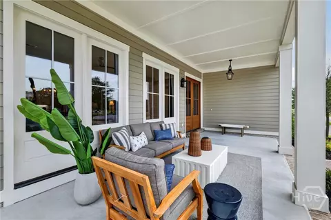 Exterior - 104 Reserve Cir, Savannah, GA 31401 photo 4 of 10