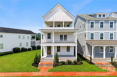 964 Reserve Cir, Savannah, GA 31401