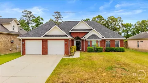 52 Conservation Dr, Savannah, GA 31419