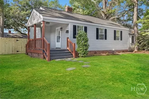 2111 Greenwood St, Savannah, GA 31404