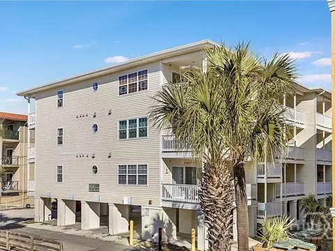 8 Silver Ave #1, Tybee Island, GA 31328