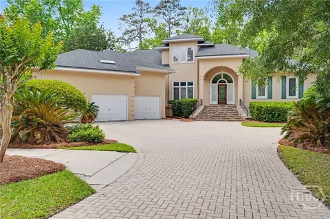 7 Oak Glade Ct, Savannah, GA 31411