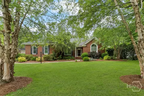 112 Pine Lakes Ave, Savannah, GA 31405