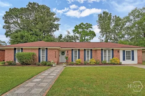 224 Groveland Cir, Savannah, GA 31405