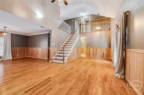 Living - 102 Julia Ct, Springfield, GA 31329 photo 2 of 6