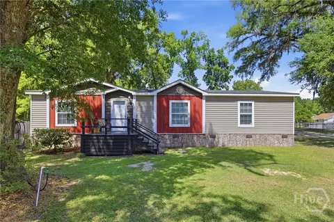 198 2nd St, Midway, GA 31320