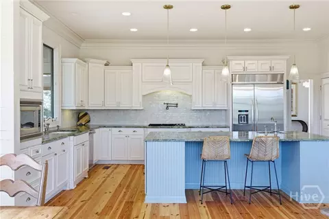 Kitchen - 49 River Rd, Daufuskie Island, SC 29915 photo 2 of 6