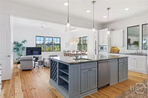 Kitchen - 49 River Rd, Daufuskie Island, SC 29915 photo 3 of 6
