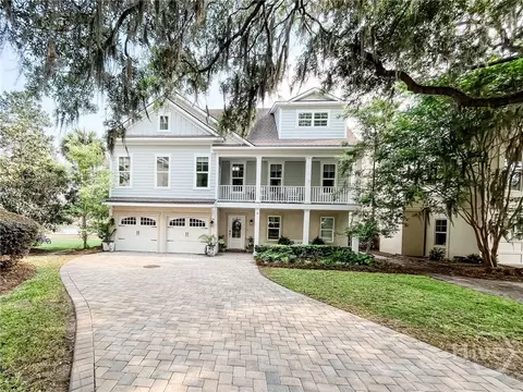 14 Dockside Dr, Savannah, GA 31410