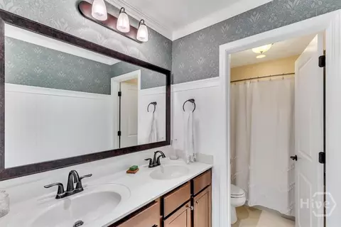 Bath - 111 Martello Rd, Pooler, GA 31322 photo 4 of 4