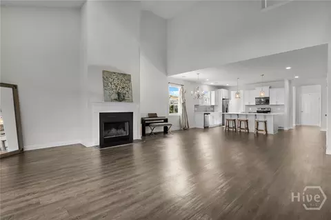 Living - 102 Oakdene Rd, Pooler, GA 31322 photo 3 of 4