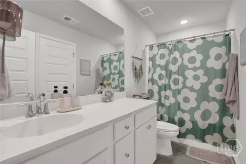 Bath - 120 Binscombe Ln, Pooler, GA 31322 photo 3 of 3