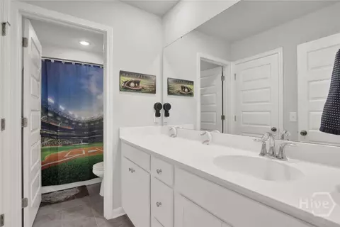 Bath - 120 Binscombe Ln, Pooler, GA 31322 photo 2 of 3