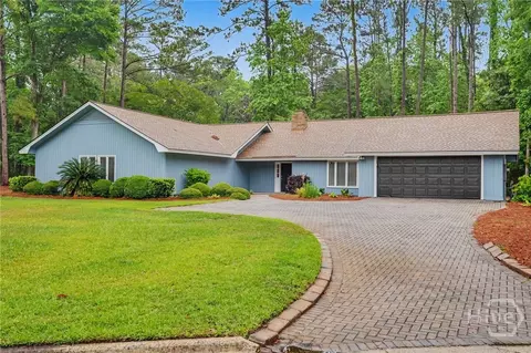 14 Hemingway Dr, Savannah, GA 31411
