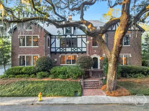 302 E 46th St, Savannah, GA 31405