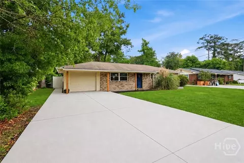 26 Merrydell Dr, Savannah, GA 31419