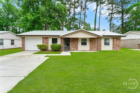320 W Whatley St, Pooler, GA 31322