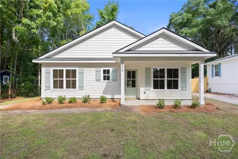 1916 Delaware St, Savannah, GA 31404