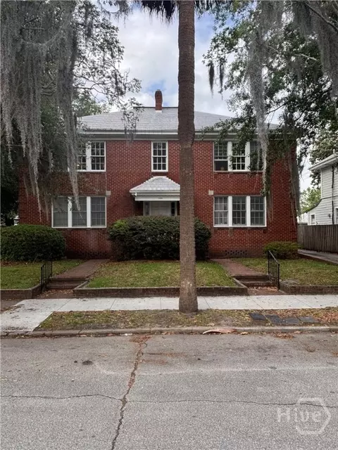 126 E 54th St, Savannah, GA 31404